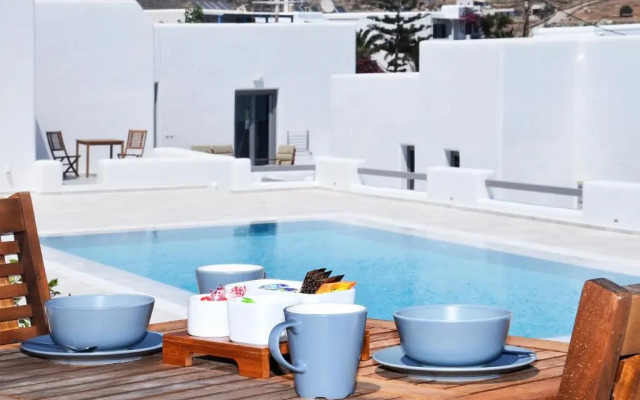 Ionathan Koufonisia Suites