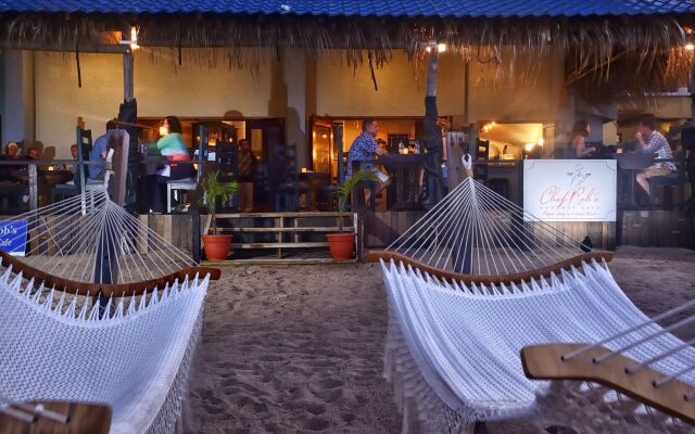 Parrot Cove Lodge