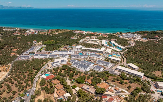 Caretta Paradise Resort & Waterpark