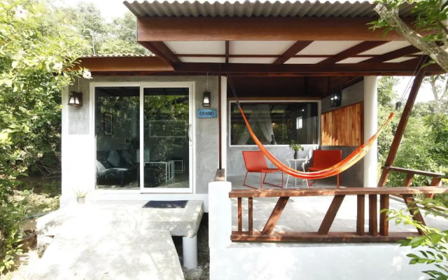 Oon Lee Bungalows