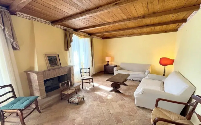 Charming Mansion With Large Pool, Expansive Grounds