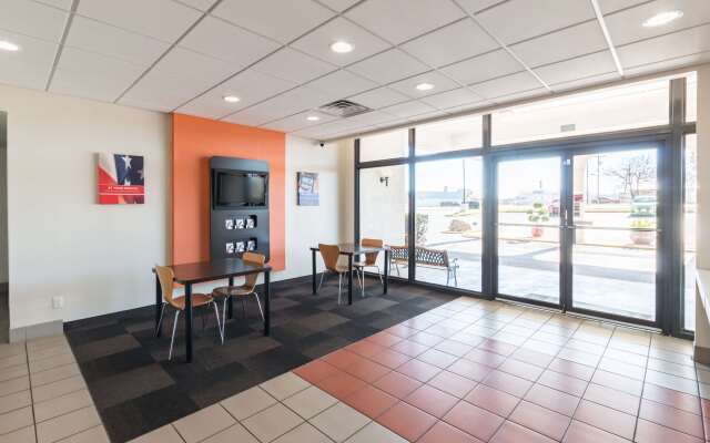 Motel 6 Stephenville, TX