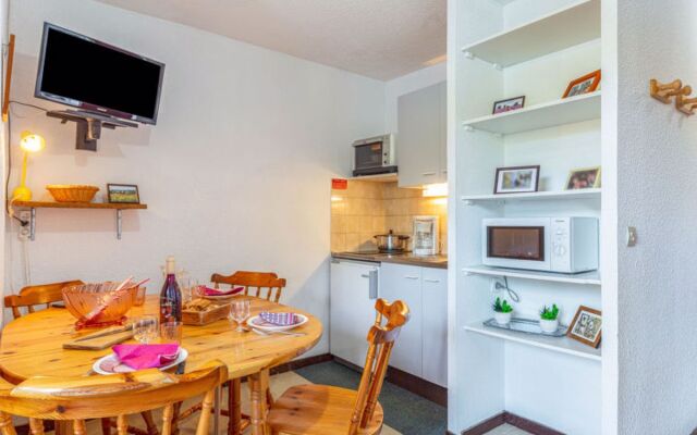 Les Mousquetons 13883