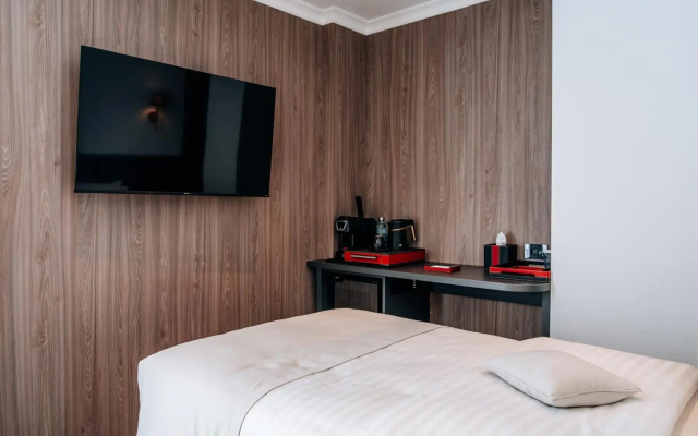 Sky Airport Hotel