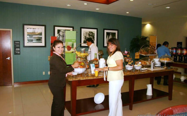 Hampton Inn by Hilton Tampico Aeropuerto