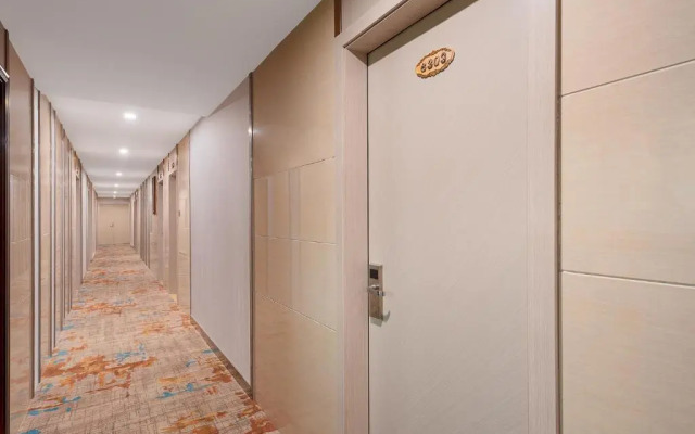 Frida Hotel Guangzhou Baiyun Airport