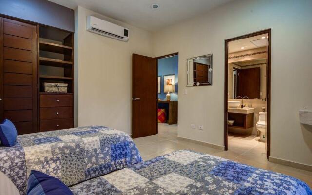 Blue Beach 2 BRM apt sleeps 5