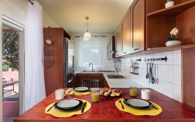 Koralia Vacation House