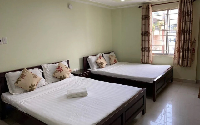 Hoang Tay 1 Hotel by Bay Luxury