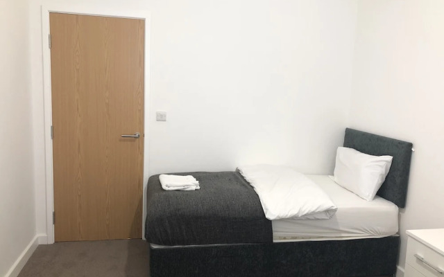 Showcase Apartments - Highcross House Apart Hotel