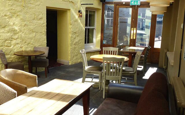 The George Hotel