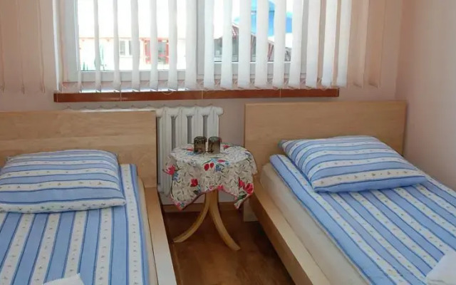 Bed-Breakfast by Tina