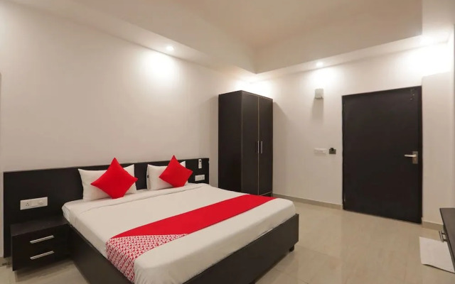 OYO 43440 Hotel Belmorrise