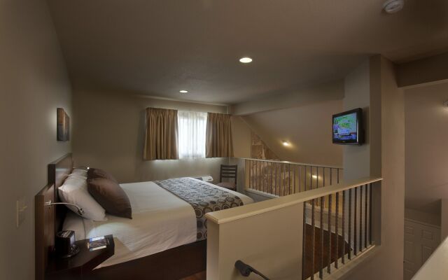 Hotel at WaterWalk Wichita