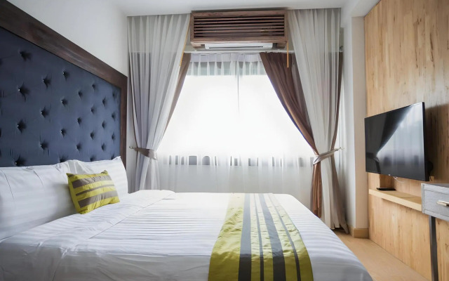 iBooking Trams Square