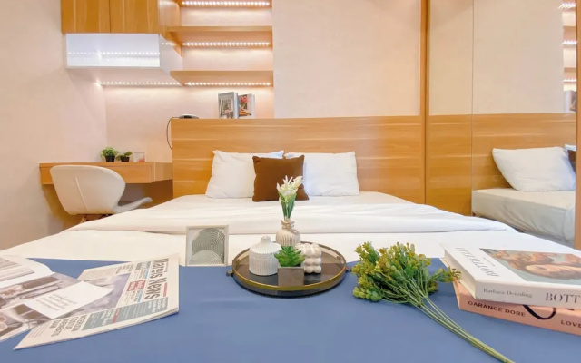 Cozy Studio At 7Th Floor Tokyo Riverside Pik 2 Apartment – Guest Rooms – Jakarta