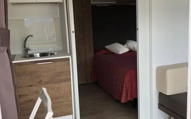 Functional Mini Luxury Lodges Near Camerino