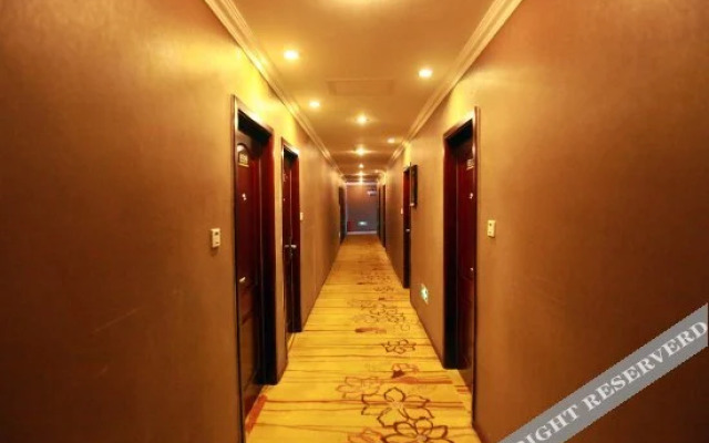 Super 8 Hotel (Deyang Confucian Temple)
