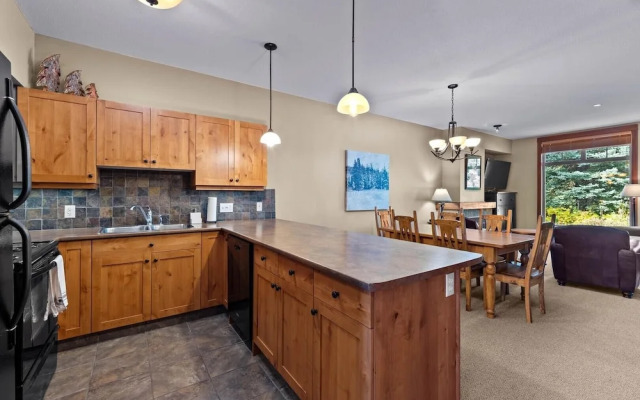 Settlers Crossing #35 2 Bedroom Condo