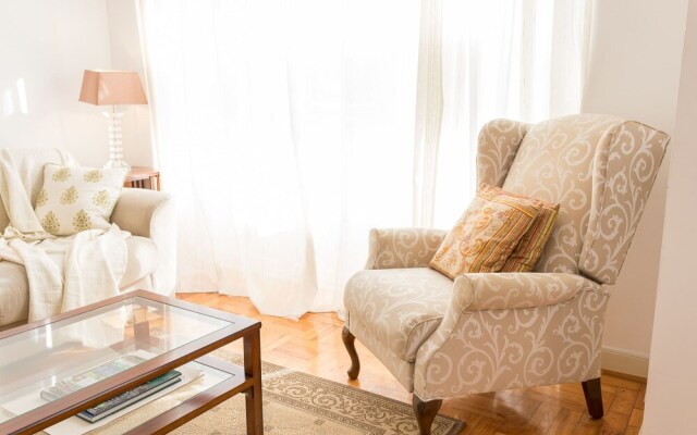 Carcavelos Beach Apt