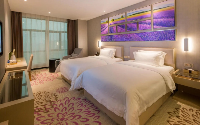 Lavande Hotel Foshan West Railway Station Shishan University Town