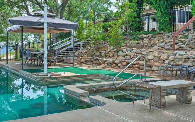 Unique 'yosemite Mountaintop Retreat' on 100 Acres