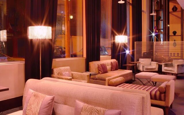 Sol de Oro Hotel & Suites