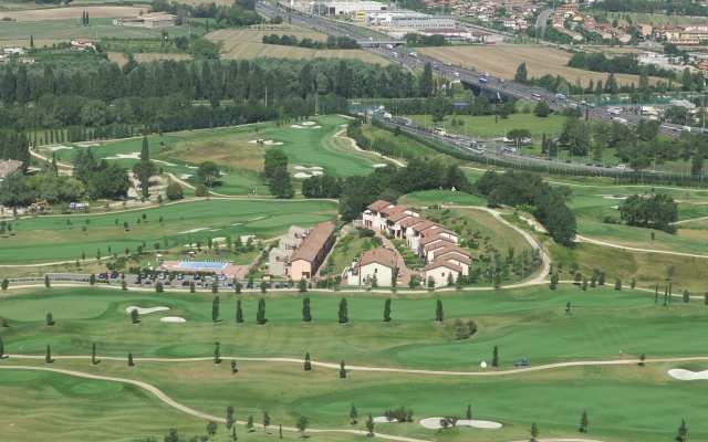 Golf Residence