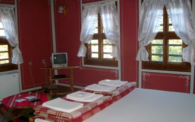 Trayanova Guest House