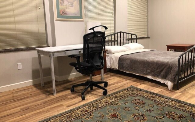 208 New Downtown Living Studio