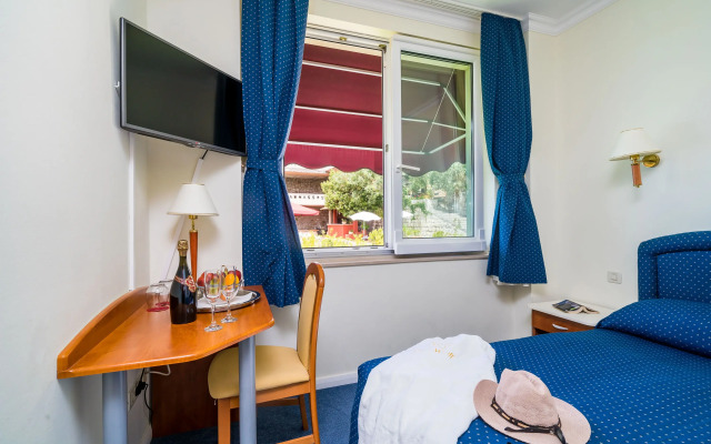 Boutique & Beach Hotel Villa Wolff