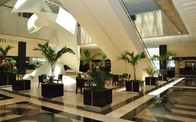 Royal Pedregal Hotel