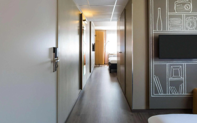 ibis De Haan