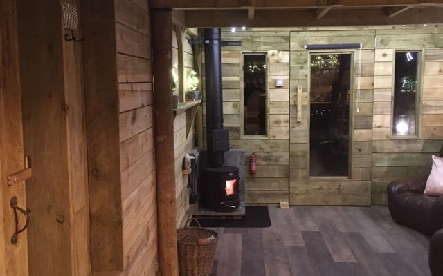 Campfires and Stars Glamping