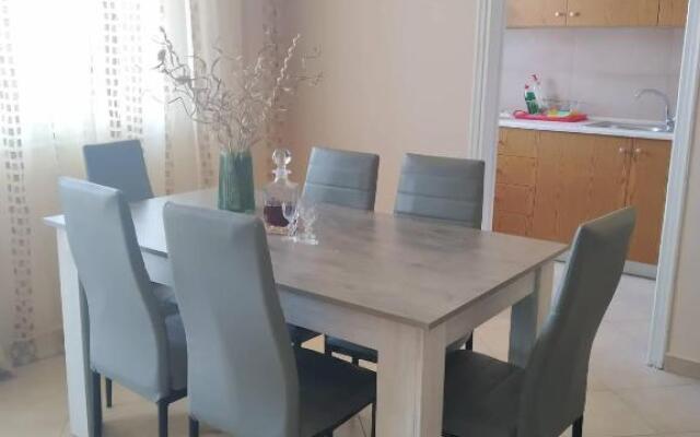 Ammos Apartments