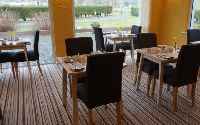 Bluebird Lodge and Waterhead Apartment