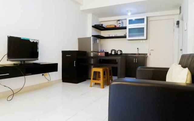 Comfy & Spacious 1BR at UC Apartment by Travelio