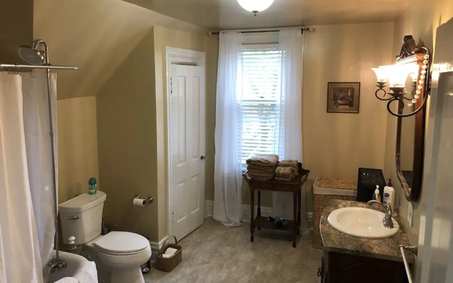 The Parsonage Inn LLC