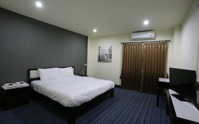 Mom Apartment