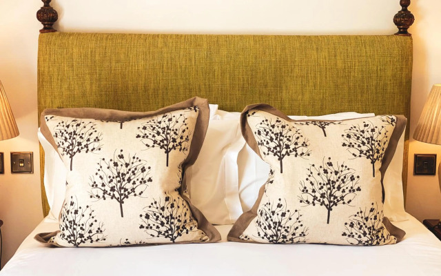 Lords of the Manor Hotel