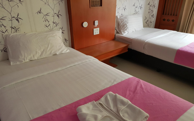 PoonSook Resident Hotel