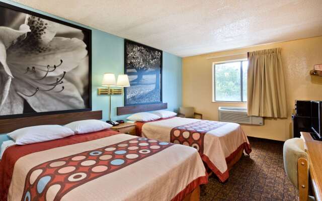 Super 8 Lexington Park/California Area