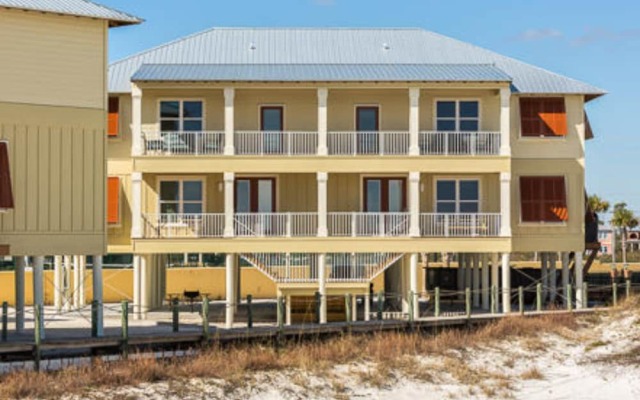 Summer Salt by Youngs Suncoast