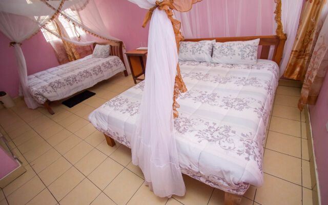 Winstonia Hotel