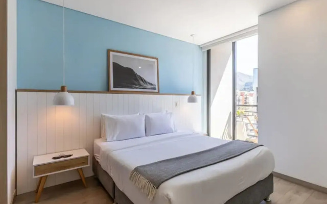 w Stylish 1BR in Chic