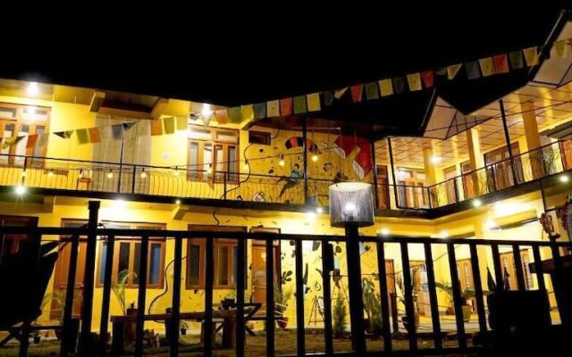 The Hosteller Bir