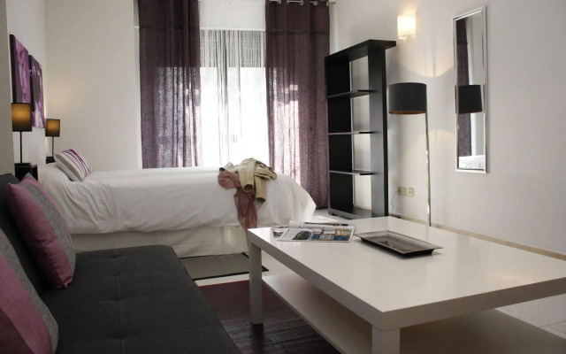 WooTravelling Plaza de Oriente HOMTELS