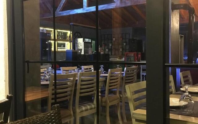 Akamoy Boztepe Hotel & restaurant