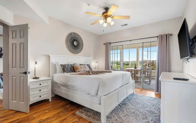 Glorious Relaxation - Golf Course Views