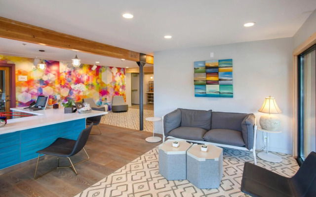 Inn At Seaside